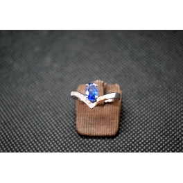 Bague en Or Blanc Saphir et Diamants