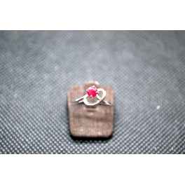 Bague en Or Blanc et Rubis