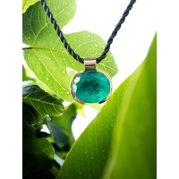 Pendentif en Or Jaune et Emeraude